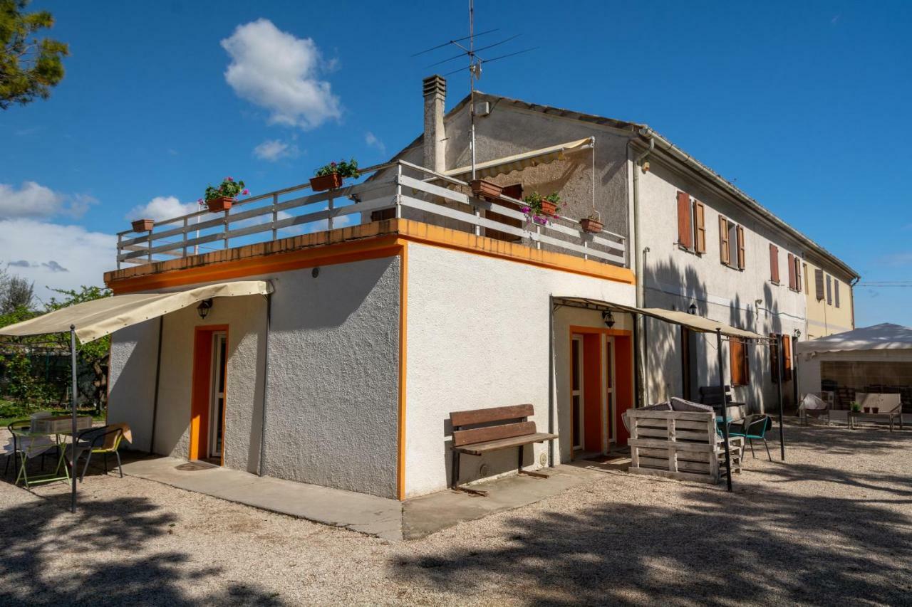 B&B Sotto Le Stelle Fano Εξωτερικό φωτογραφία